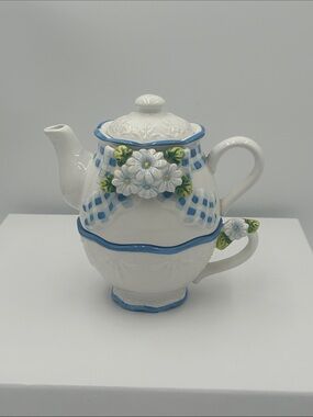 Farmhouse, Cottage Core Stackable Casa Bella Tea Set